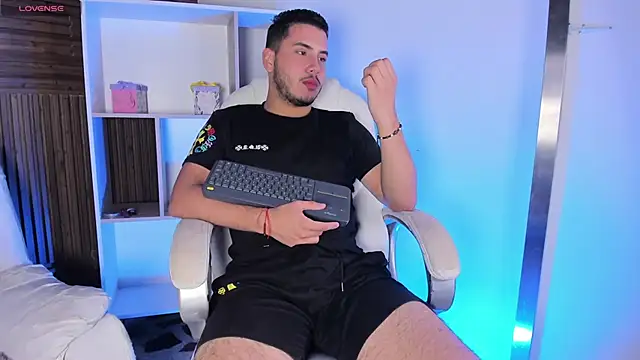 Axel grey  online show from November 2025 12:37:02 PM