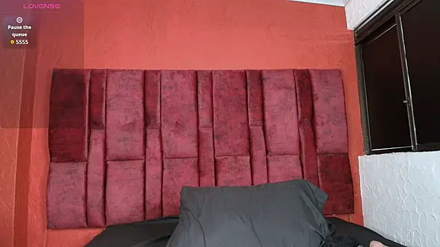 LilithVibe  online show from January 2026 05:27:02 PM