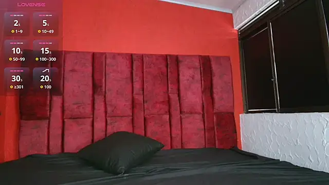 LilithVibe  online show from February 2026 04:03:02 PM