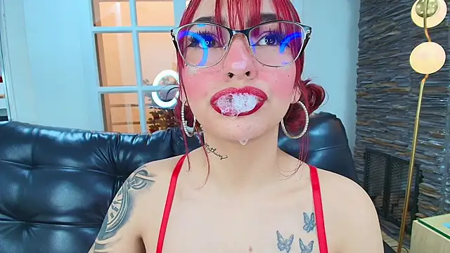 Snapshot of miss___abigail chatting on October 2025 06:07:02 PM miss abigail online show from October 2025 06:07:02 PM