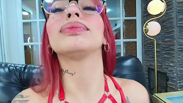 miss   abigail online show from December 2025 02:06:01 AM