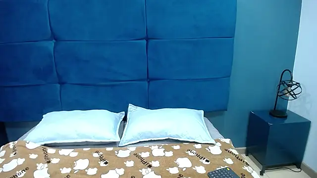 Jheampiiero online show from September 2025 01:13:01 PM