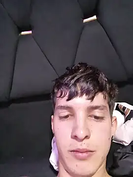 Jheampiiero online show from February 2026 08:36:01 PM