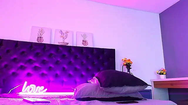 Jheampiiero online show from March 2026 08:25:01 PM