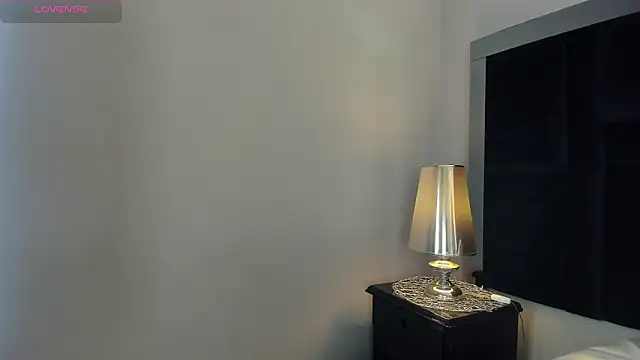 CarolineLee  online show from March 2026 10:38:01 PM