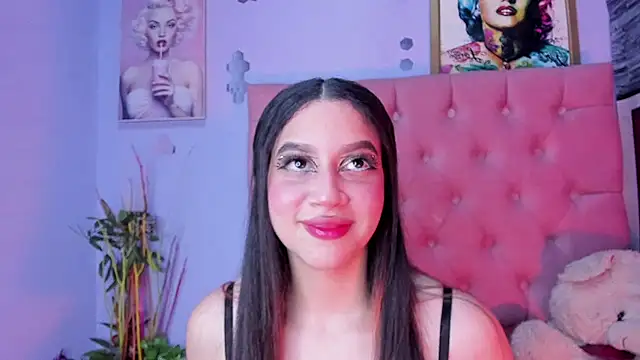 Megan Luxe online show from January 2026 04:04:02 AM