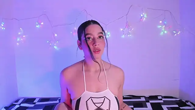 Megan Luxe online show from February 2026 05:15:01 AM