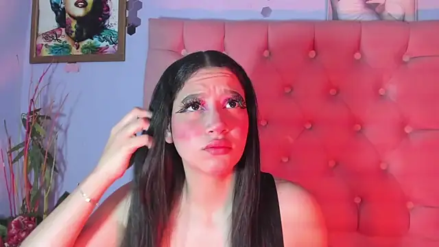 Megan Luxe online show from April 2026 08:01:02 AM