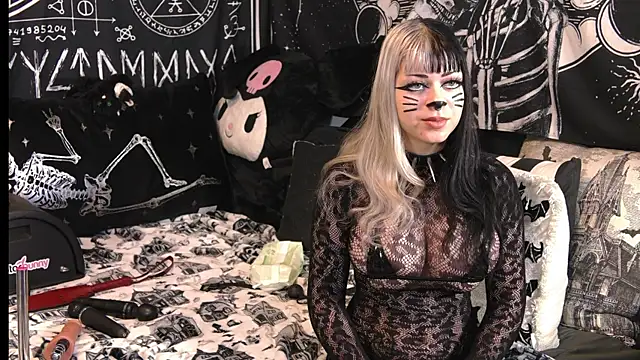 Snapshot of Paige_Turner chatting on October 2025 01:09:02 AM Paige Turner online show from October 2025 01:09:02 AM