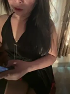 Snapshot of Siaka_201 chatting on June 2026 02:25:02 AM Siaka 201 online show from June 2026 02:25:02 AM