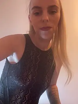 BrumeLove online show from April 2026 09:31:01 AM