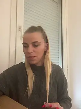 BrumeLove online show from April 2026 08:42:02 AM