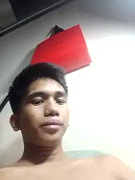 charlie0728 online show from April 2026 02:45:01 PM