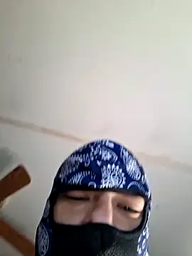 Snapshot of MassedParidae chatting on March 2026 04:03:02 PM MassedParidae online show from March 2026 04:03:02 PM