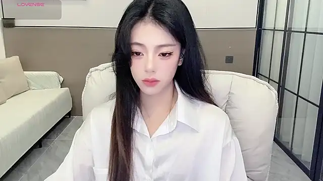 Sandy Uu online show from September 2025 05:53:02 AM