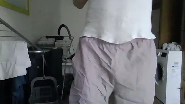 XLBarehengst online show from April 2026 04:17:02 PM