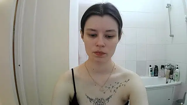 EdlinEngelby online show from November 2025 07:36:03 PM