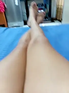 blueeyegirl22 online show from November 2025 10:34:02 AM