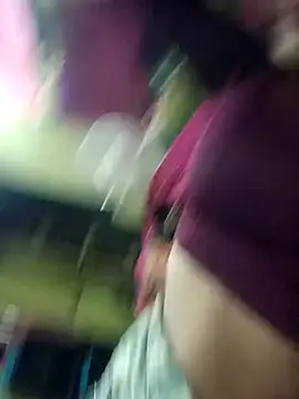 Snapshot of Hitsda chatting on October 2025 11:24:02 PM Hitsda online show from October 2025 11:24:02 PM