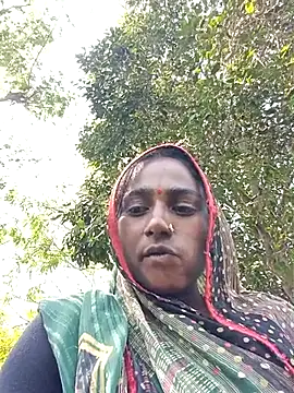 Snapshot of Sapna_hotA chatting on September 2025 07:10:02 AM Sapna hotA online show from September 2025 07:10:02 AM