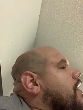 shakeweight online show from October 2025 08:15:02 AM