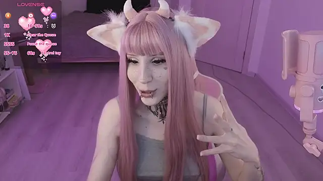 Nana stolass online show from April 2026 01:41:01 PM