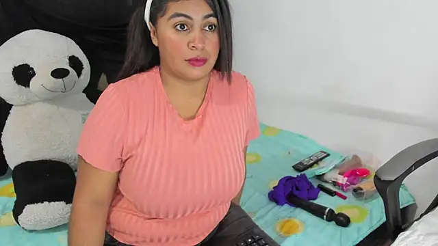 AndreaSweet2 online show from October 2025 02:40:01 PM