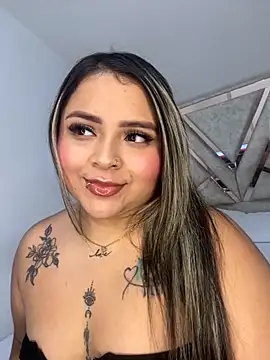 ashley-swift- online show from November 2025 10:54:01 AM