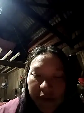 MuiNay online show from November 2025 12:08:02 PM