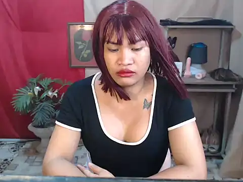 miss laila  online show from December 2025 10:11:02 AM