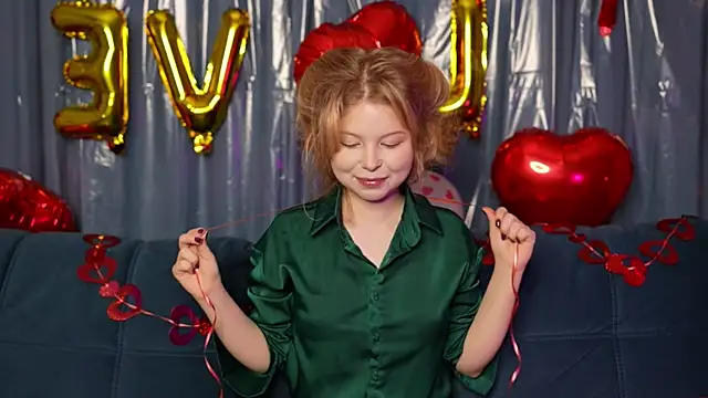 Stella Vanila online show from February 2026 07:09:02 PM