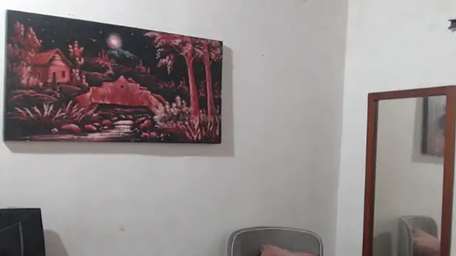 alice julls online show from October 2025 09:27:01 PM