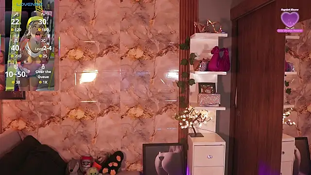 hannachris- online show from November 2025 09:07:01 PM