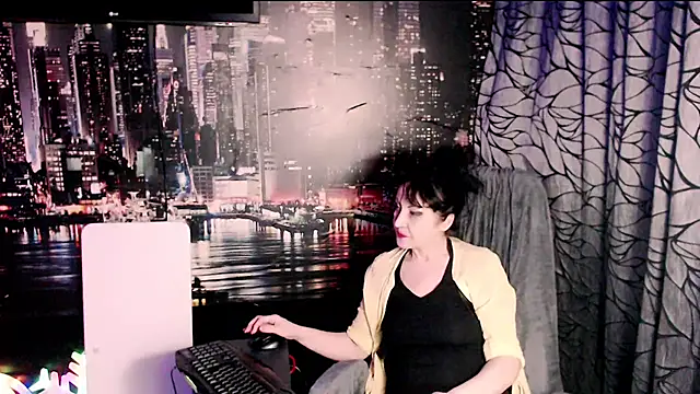 AMOURSWEET2025 online show from March 2026 09:41:01 PM