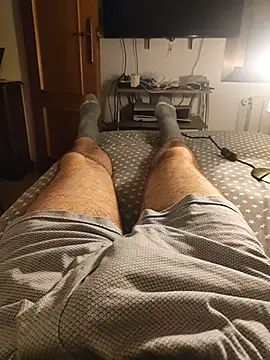 gigolobcn online show from October 2025 03:06:02 AM