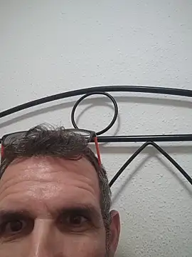 gigolobcn online show from December 2025 08:49:01 PM