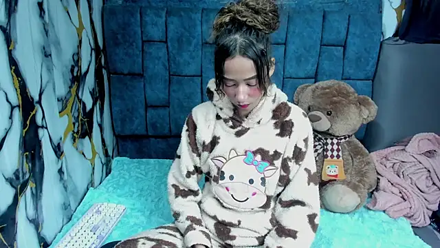 Snapshot of ValentinaKlean chatting on June 2026 01:11:02 AM ValentinaKlean online show from June 2026 01:11:02 AM
