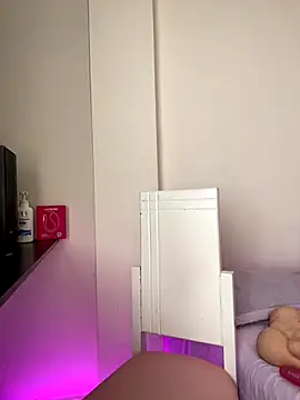 Zara Bel online show from November 2025 06:17:01 PM