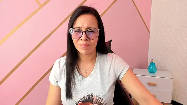 Eva mermaid online show from October 2025 02:16:01 PM