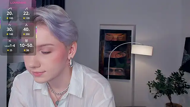 OdelynaAsp online show from October 2025 12:16:01 PM