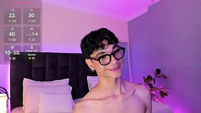 Phillicious   online show from November 2025 10:54:01 PM