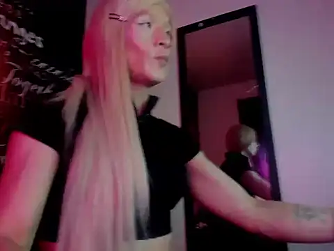 Snapshot of Megam_ chatting on September 2025 10:58:02 PM Megam  online show from September 2025 10:58:02 PM