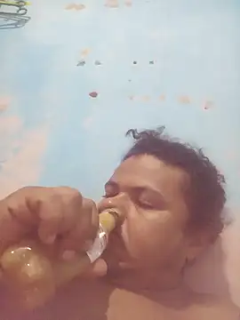 Snapshot of phfreitas chatting on March 2026 05:01:02 AM phfreitas online show from March 2026 05:01:02 AM