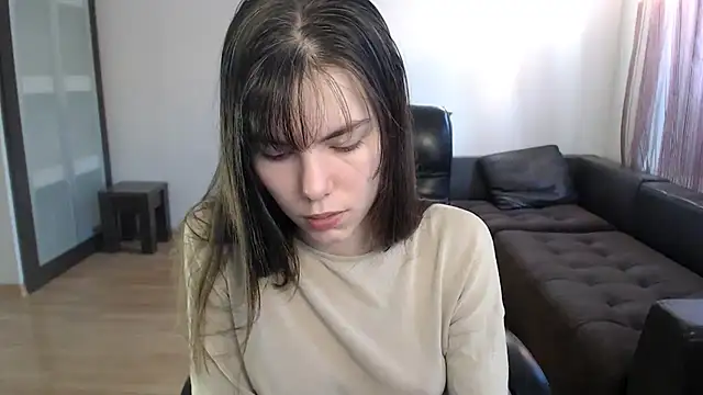 AmelieReve online show from November 2025 01:02:01 PM