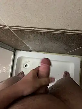 Erenn9972 online show from October 2025 06:14:02 PM