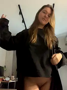 VesnaCrystal online show from October 2025 12:58:01 PM