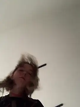 VesnaCrystal online show from April 2026 01:46:02 PM