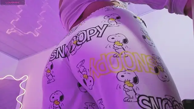 ZURY TAY online show from December 2025 11:39:02 AM