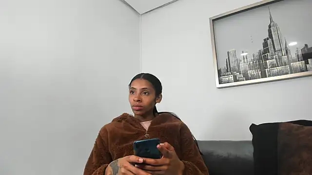 sarah ashbourne online show from January 2026 11:45:02 AM