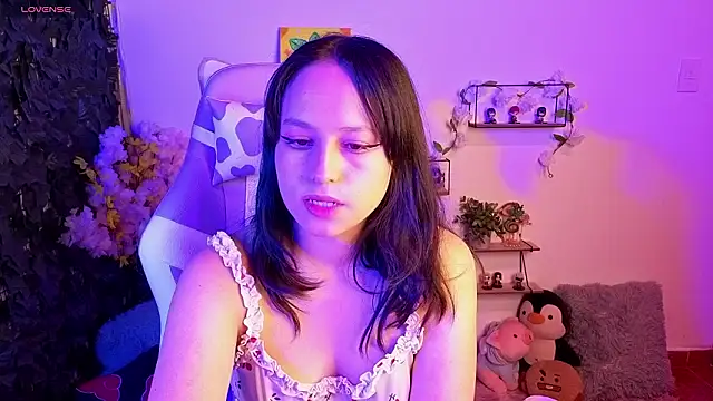 Eymmy 24 online show from February 2026 03:02:01 AM